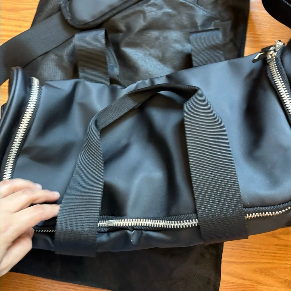 NWOT Versace duffle bag